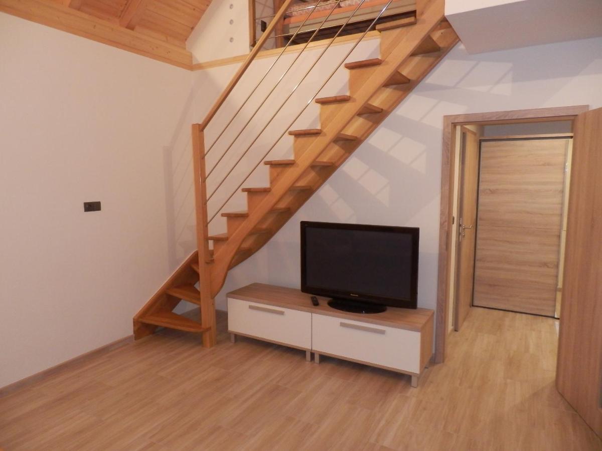 Apartman Jana Kunovice Екстериор снимка